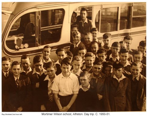 MORTIMER WILSON SCHOOL, ALFRETON DAY TRIP c1950-51